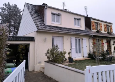 facade maison avant renovation toiture bardage gouttiere ablis