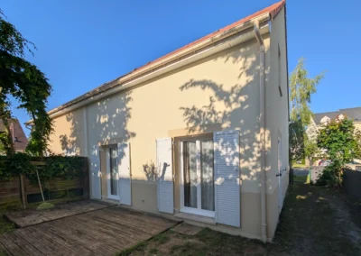 facade arriere apres reparation fissures et application enduit i1s leves
