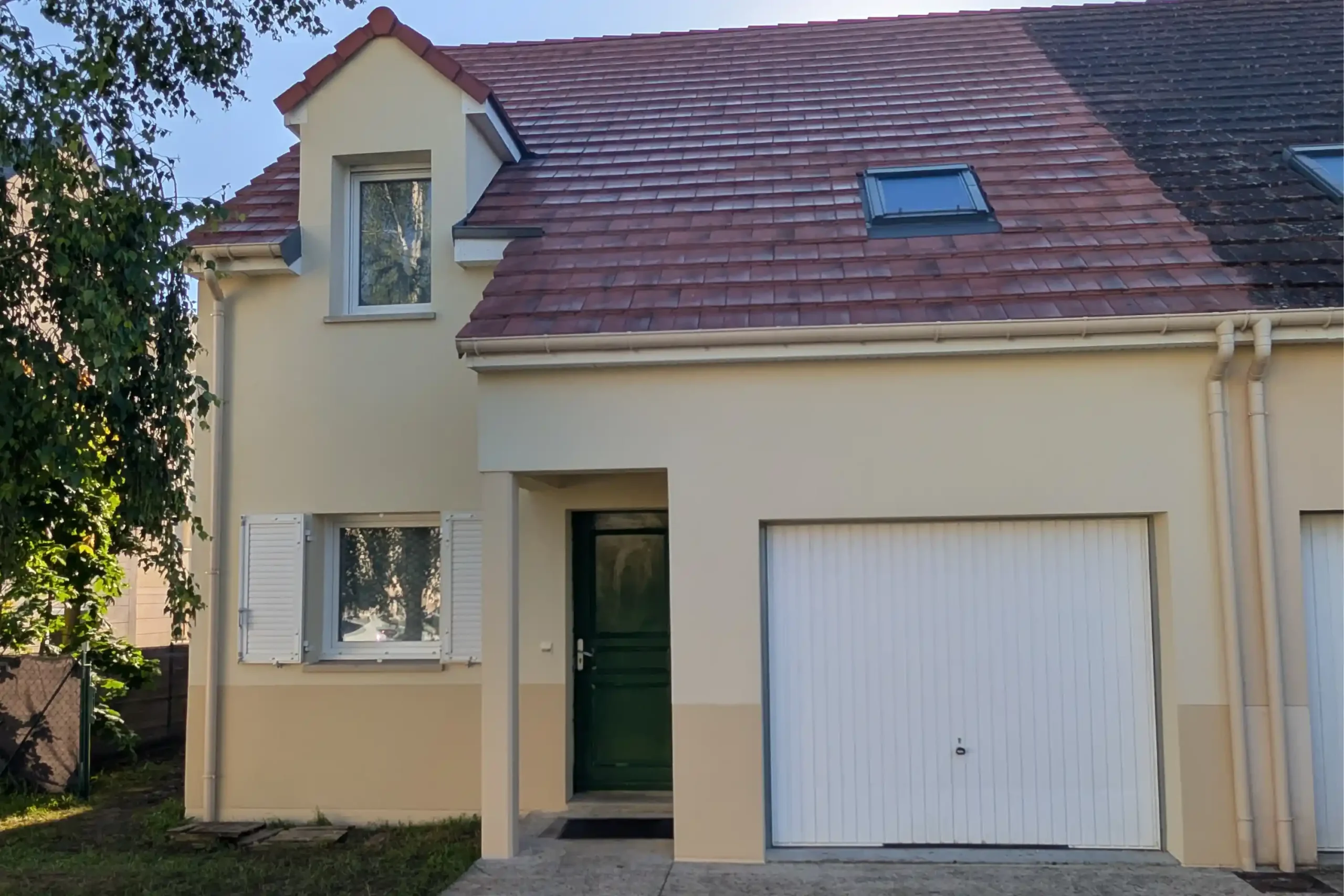 vue apres travaux ravalement i1s et nettoyage toiture hydrofuge leves