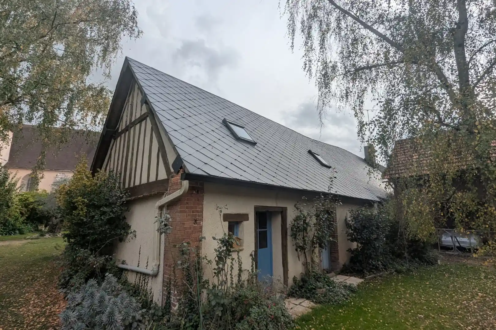 apres toiture fibro ciment nettoyee et hydrofugee chartres